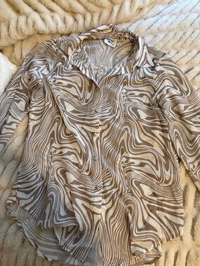 Princess Polly Brown and Cream Swirl Button-Up Blouse